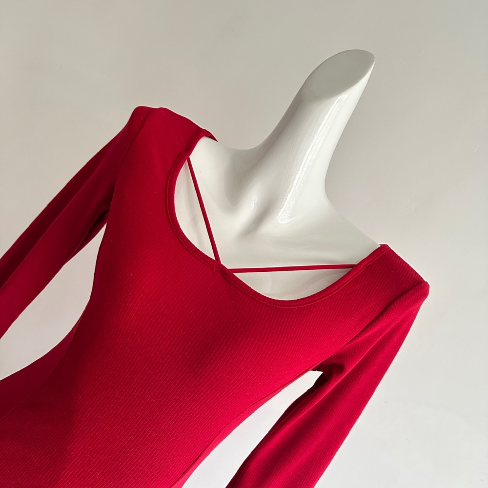 Bottoming inside the ride long sleeve dress for women