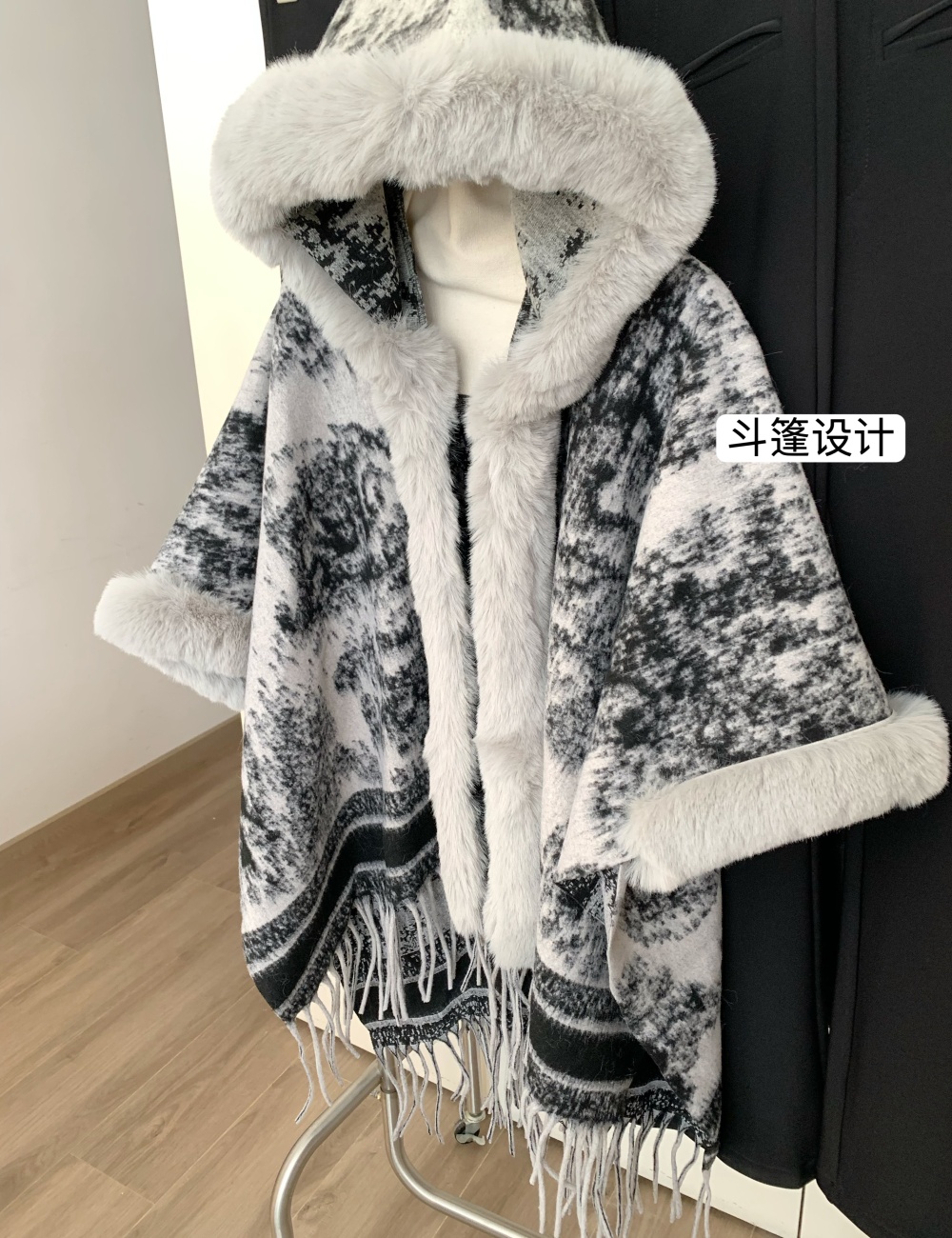 Autumn and winter cloak cashmere scarves for women