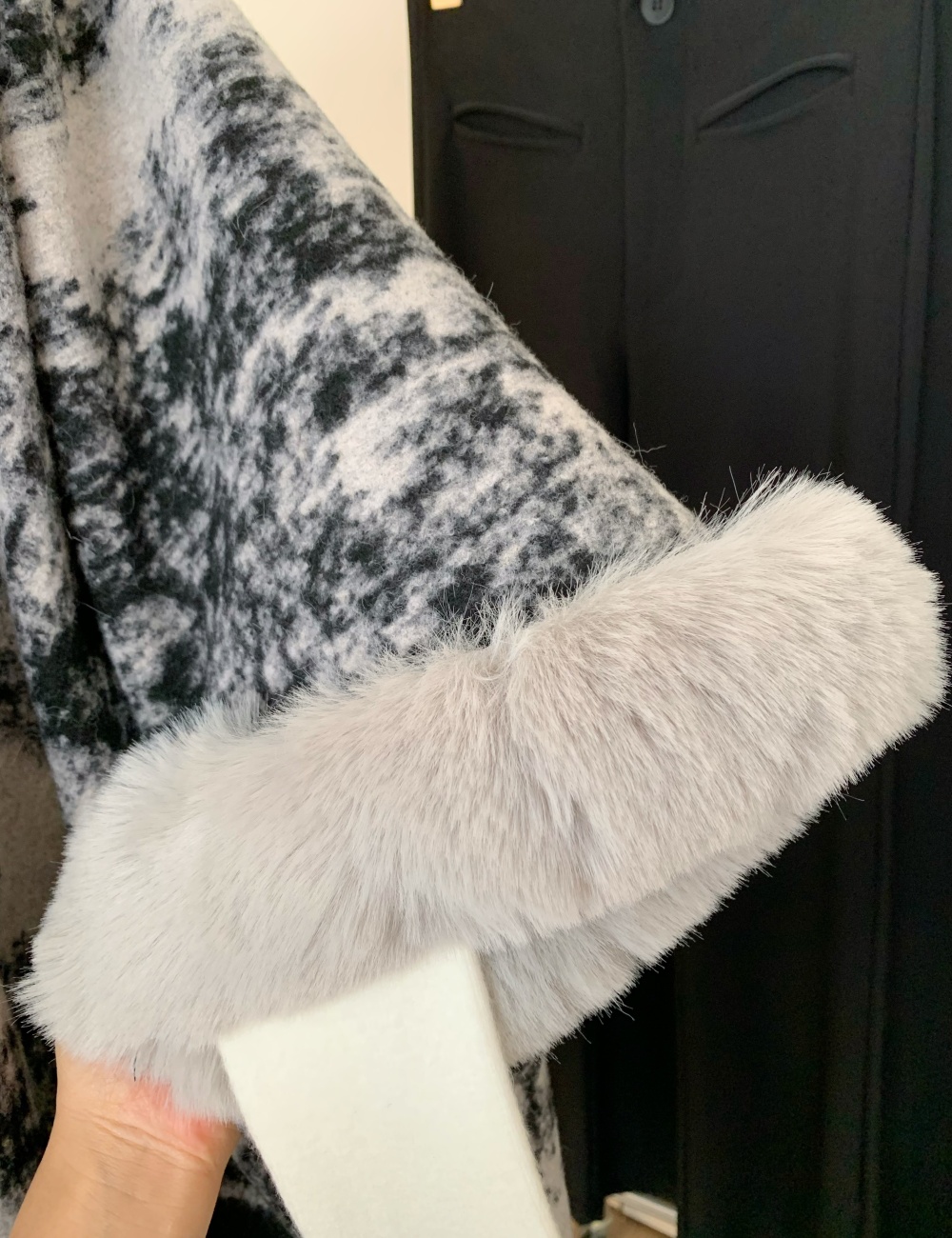 Autumn and winter cloak cashmere scarves for women