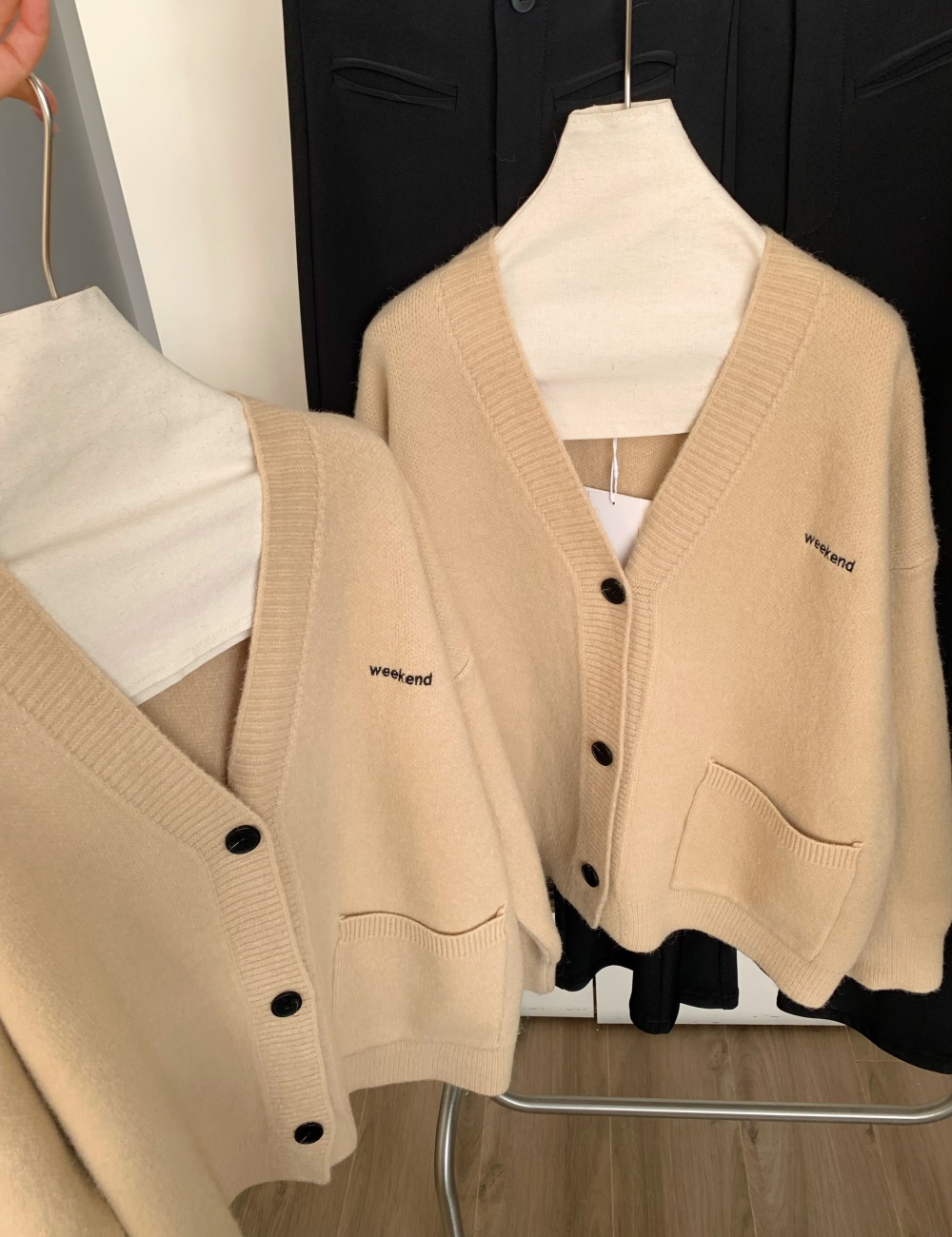 Niche slim V-neck knitwear coat spring lazy loose cardigan