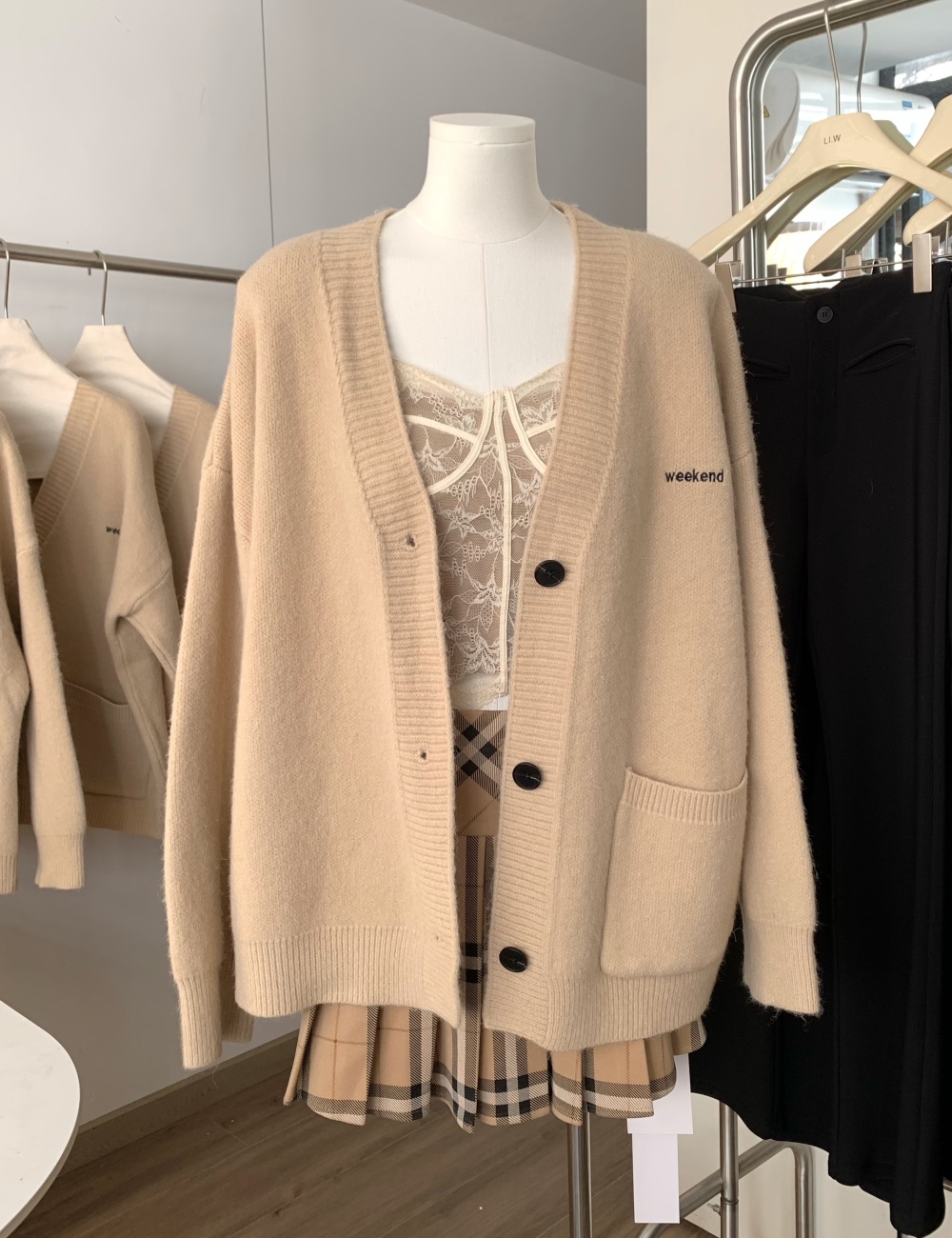 Niche slim V-neck knitwear coat spring lazy loose cardigan