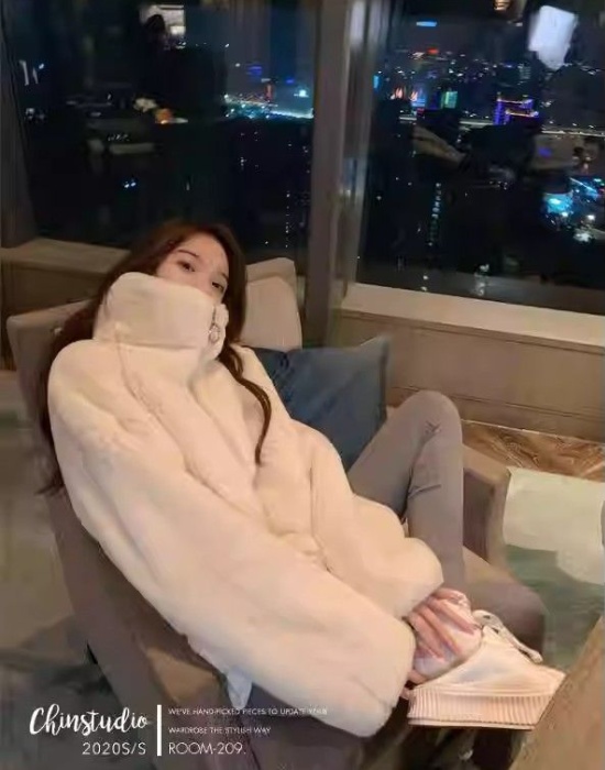 Cstand collar loose coat thick fur coat for women