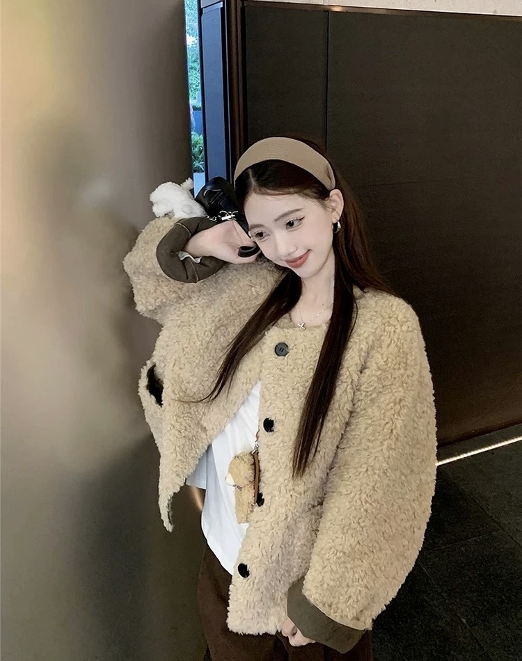 Winter thick lambs wool coat loose short tops for women