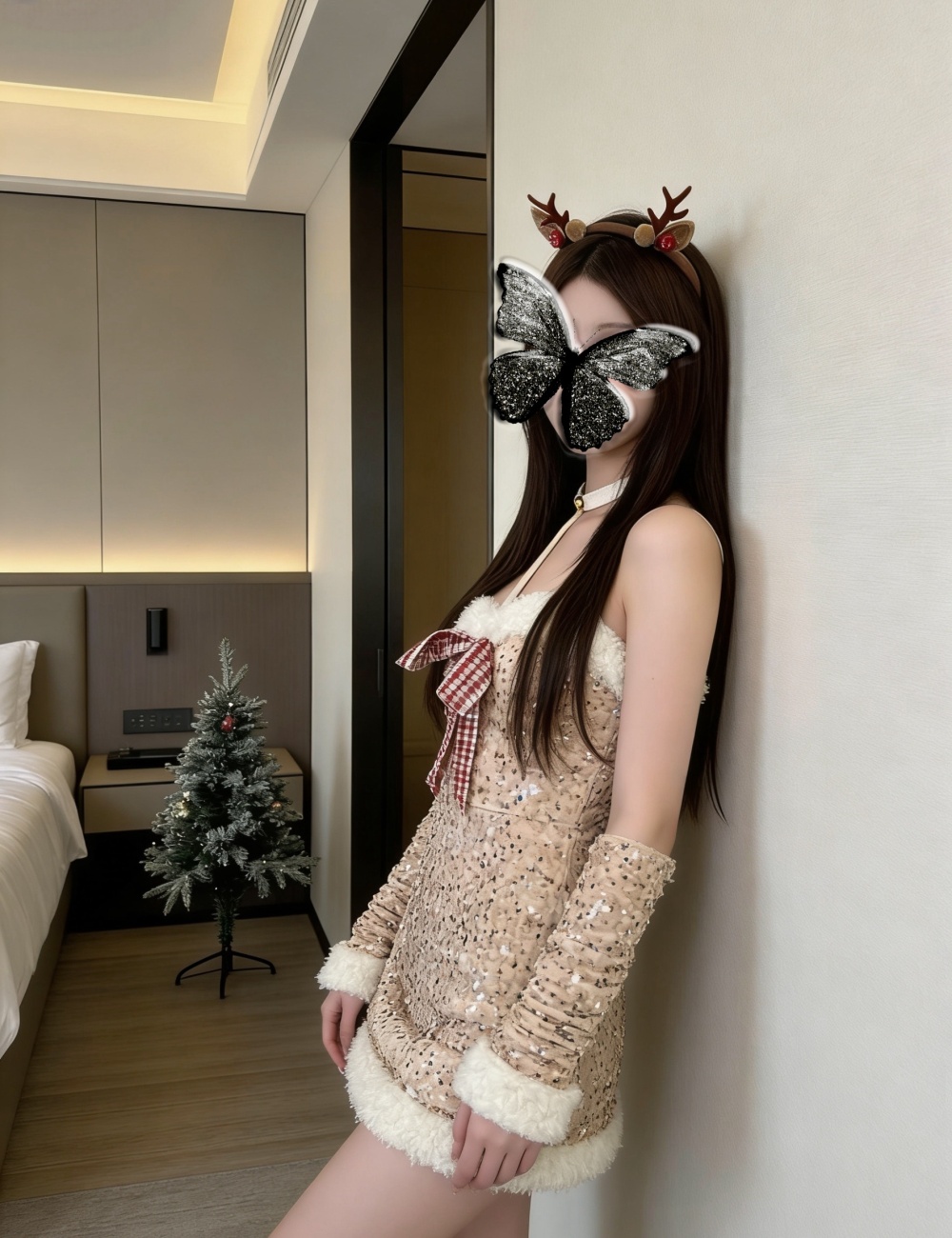 Hip with short packet wrapped chest hair band for women