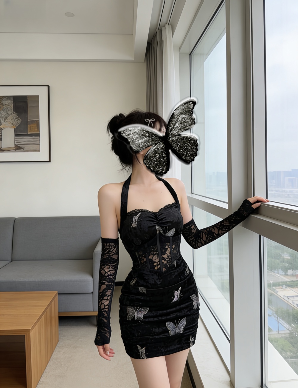 Package hip with lace sleeves T-back velvet dress