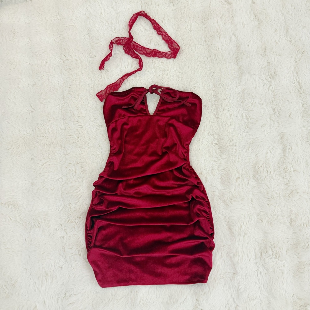 Red package hip show chest wrapped chest velvet dress