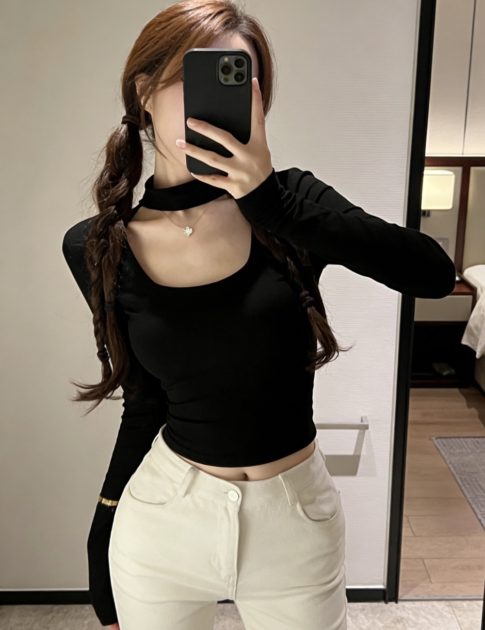 Slim chest hollow tops long sleeve short T-shirt for women