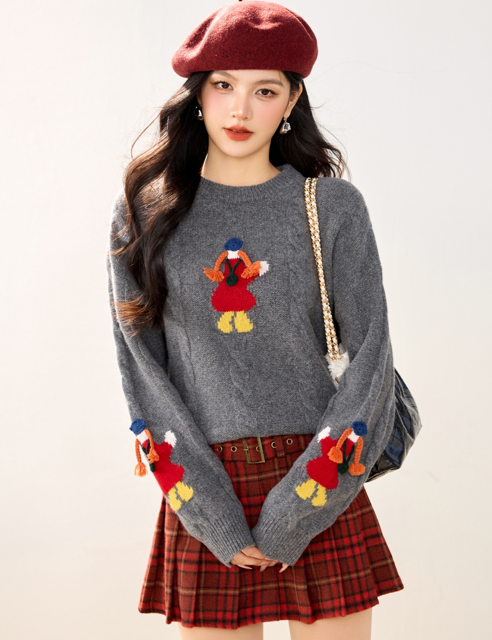 Autumn and winter round neck cartoon loose pullover sweater
