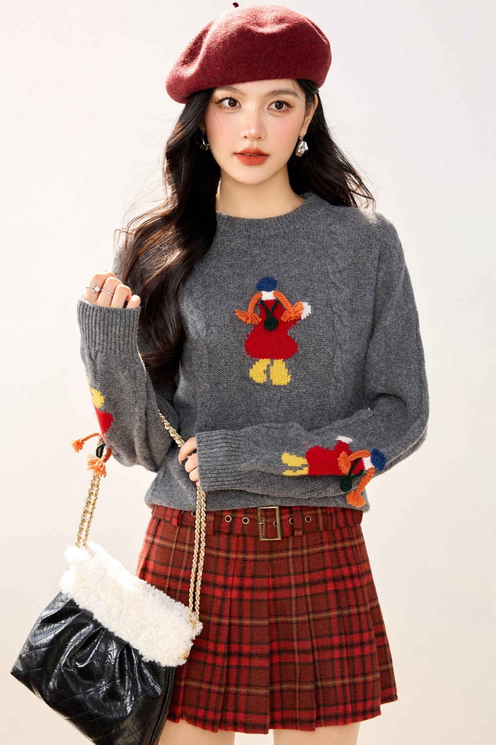 Autumn and winter round neck cartoon loose pullover sweater