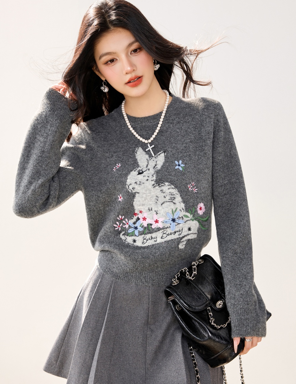 Jacquard round neck tops embroidery sweater for women