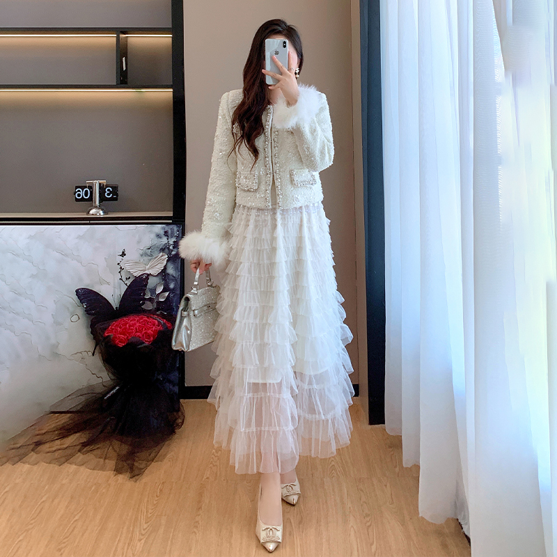 Chanelstyle down sequins fox fur sleeve winter jacket