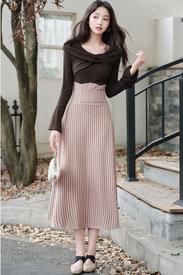 Plaid retro flat shoulder unique tender knitted dress