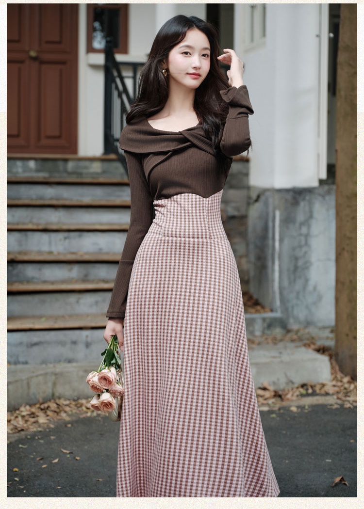 Plaid retro flat shoulder unique tender knitted dress