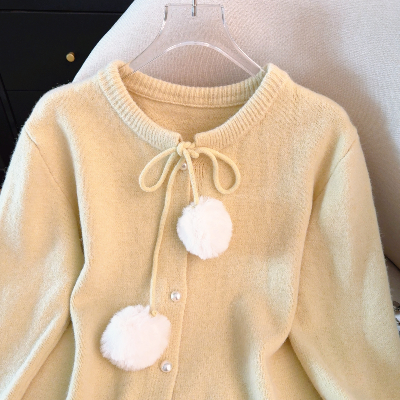 Spring sweater bottoming shirt for women