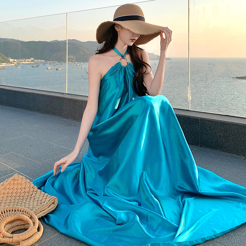 Sling halter big skirt vacation satin dress