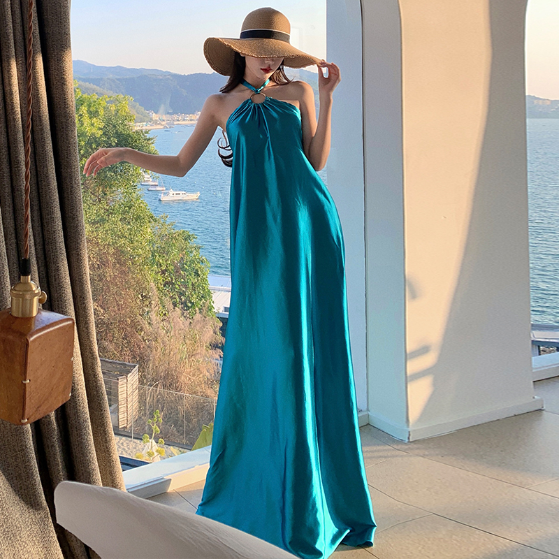 Sling halter big skirt vacation satin dress