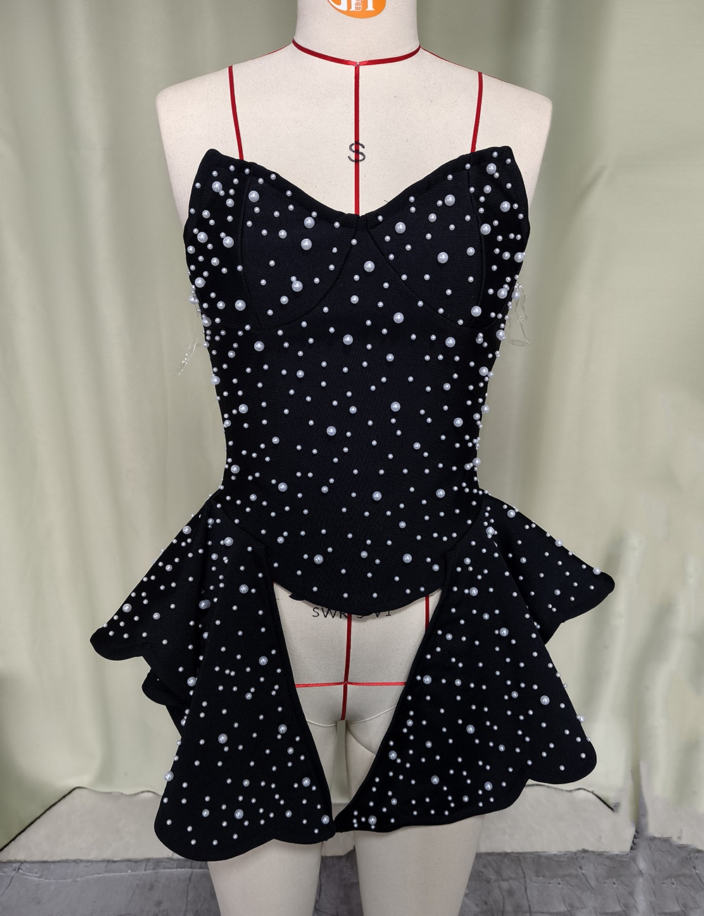 Wears outside not shoulder strap tops for women