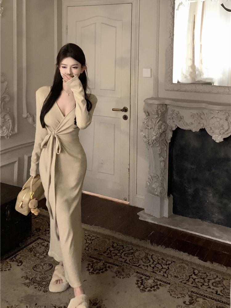 Fold bandage thick knitted cross slim dress for women