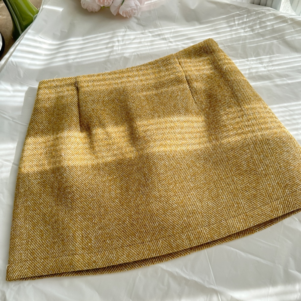 Chanelstyle winter short skirt wool jacket 2pcs set