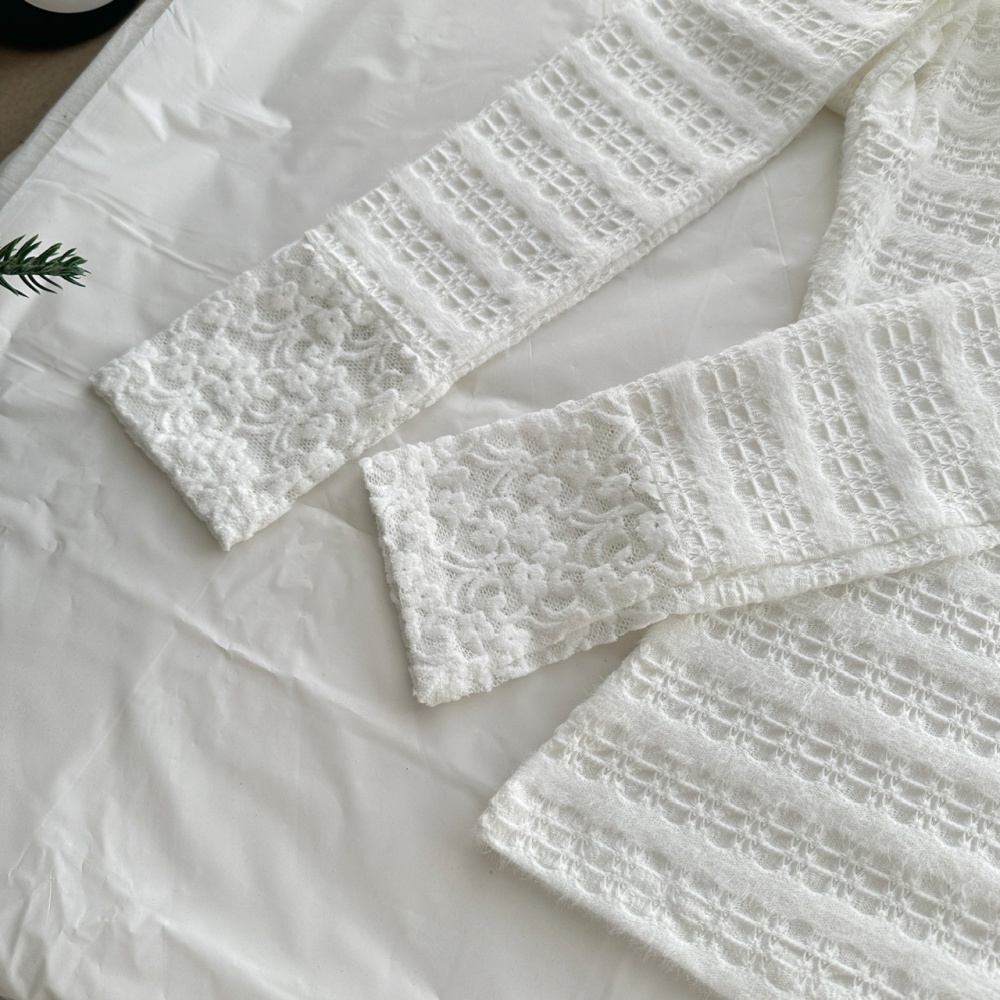 Bottoming lace white tops