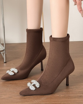 Black plus velvet high-heeled shoes pointed skirt