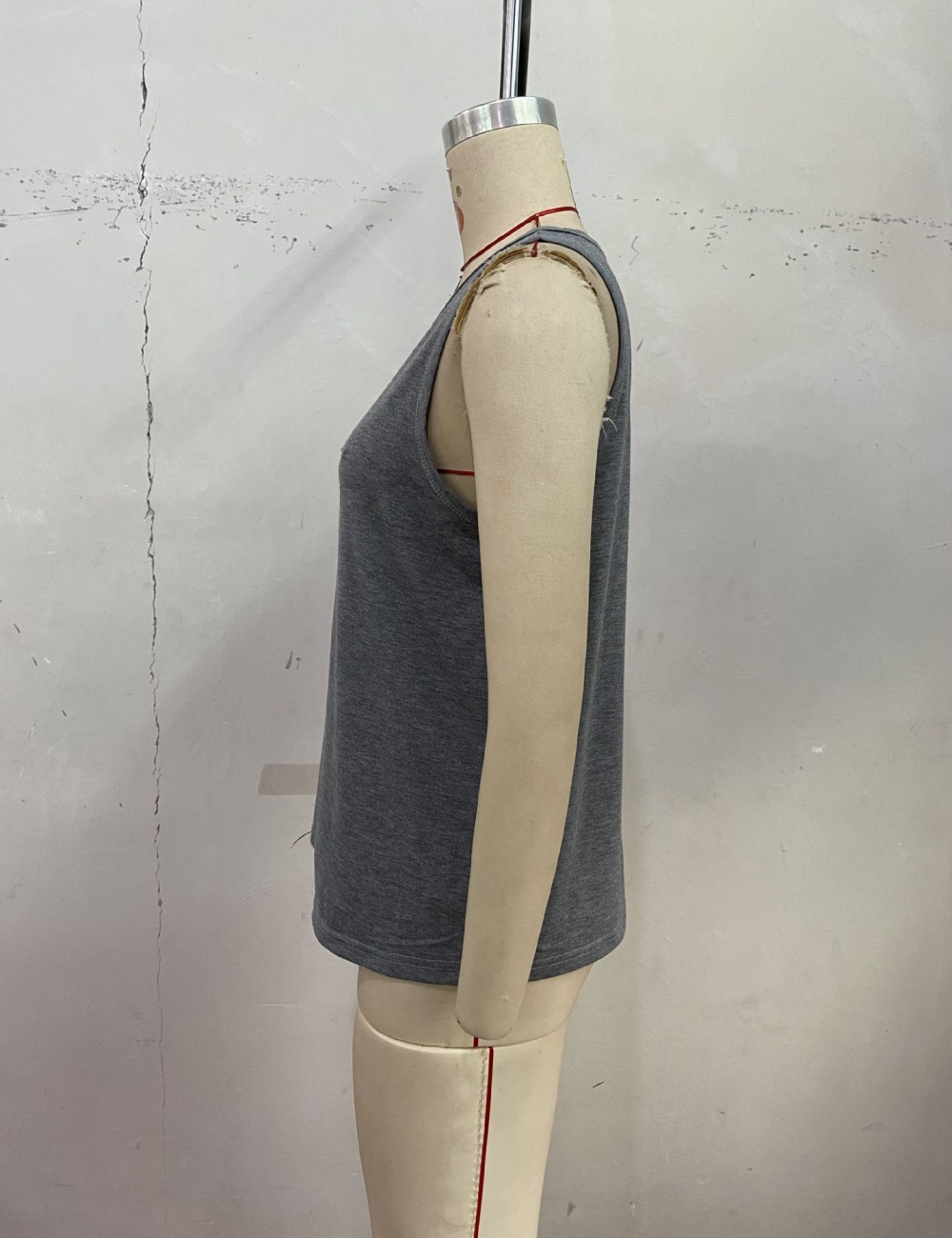 Simple basis sleeveless vest round neck pure tops