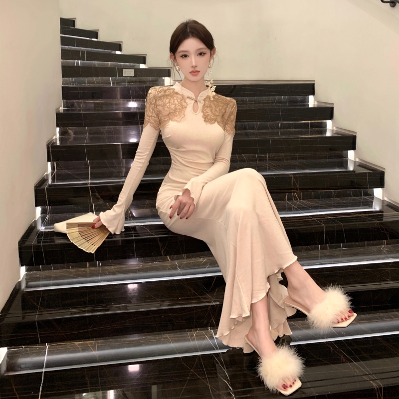 Knitted cheongsam inside the ride dress for women