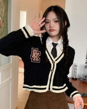 Retro autumn loose cardigan knitted college style sweater