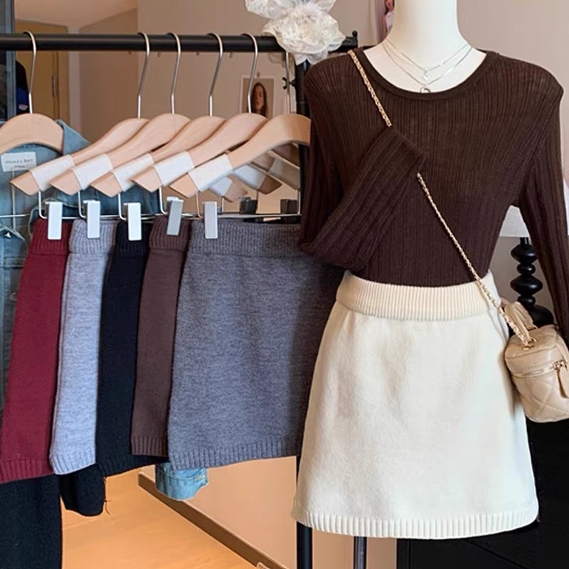 Retro autumn and winter package hip knitted skirt