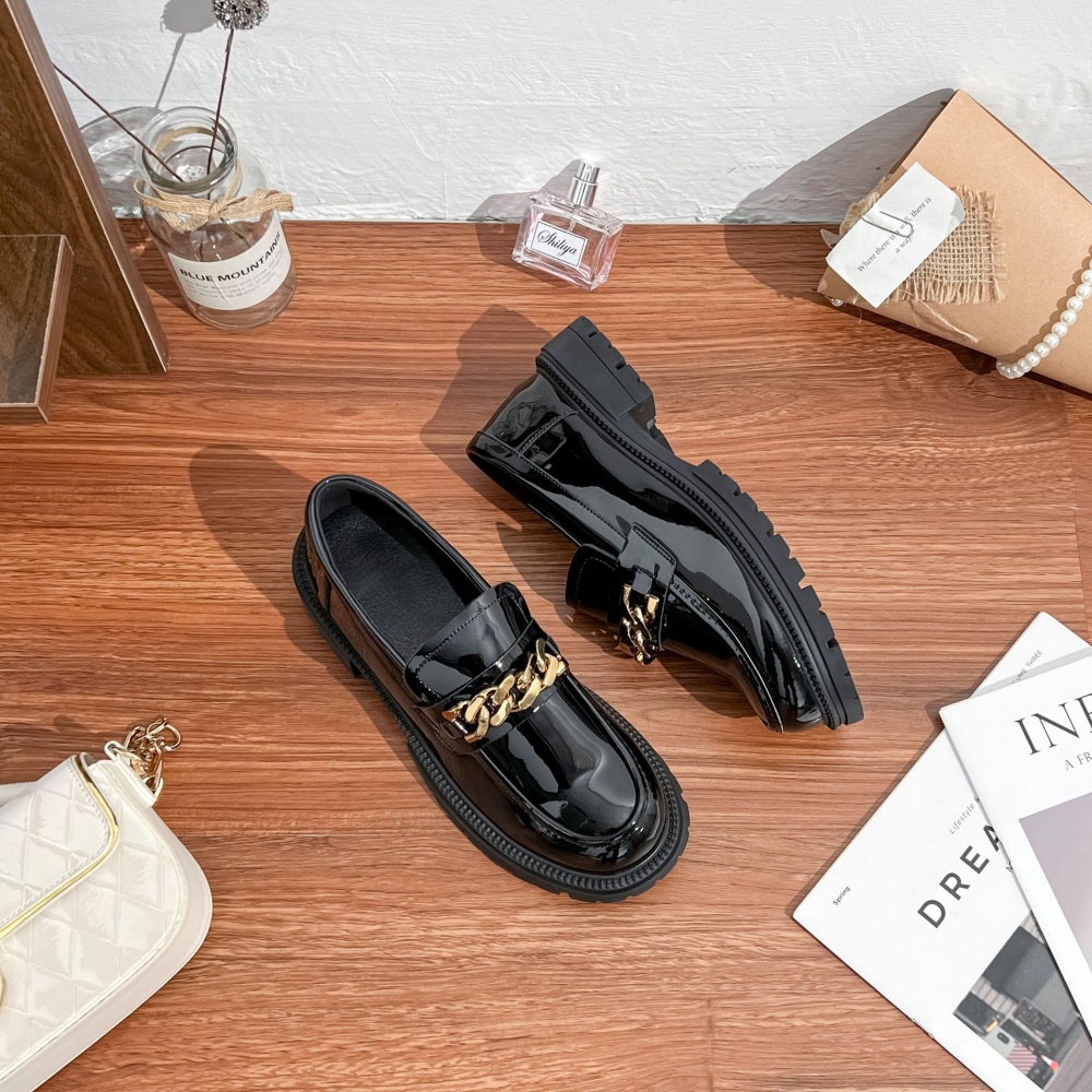 Glossy loafers commuting lazy shoes for women