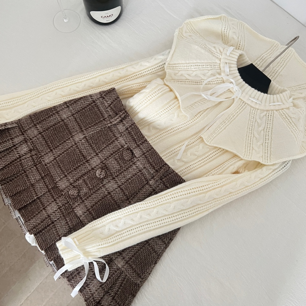 Frenum twist sweater christmas white short skirt 2pcs set