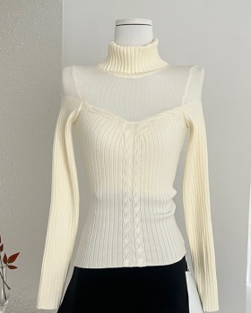 Bottoming inside the ride pinched waist slim sweater