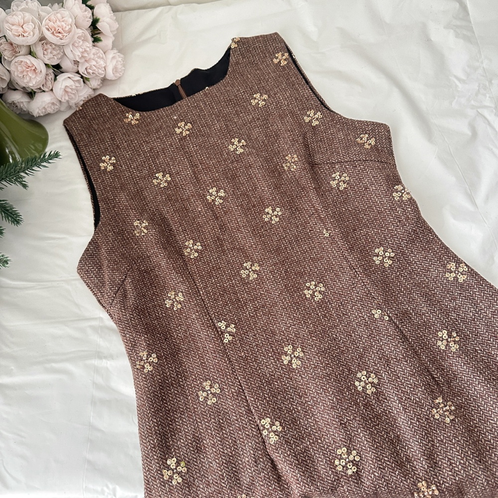 Inside the ride sleeveless chanelstyle knitted dress a set