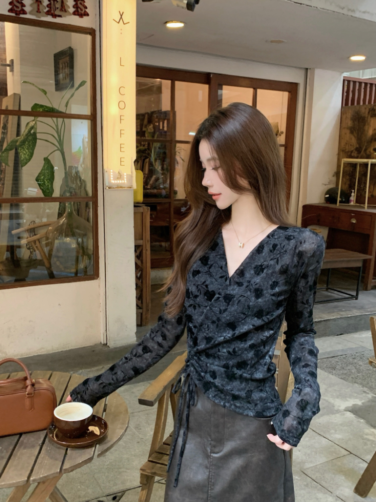 V-neck slim tops France style temperament shirt