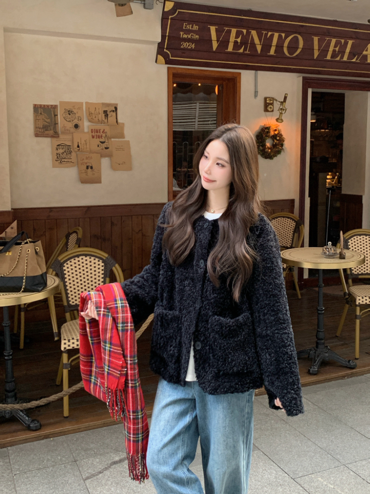 Winter all-match loose lambs wool round neck retro coat