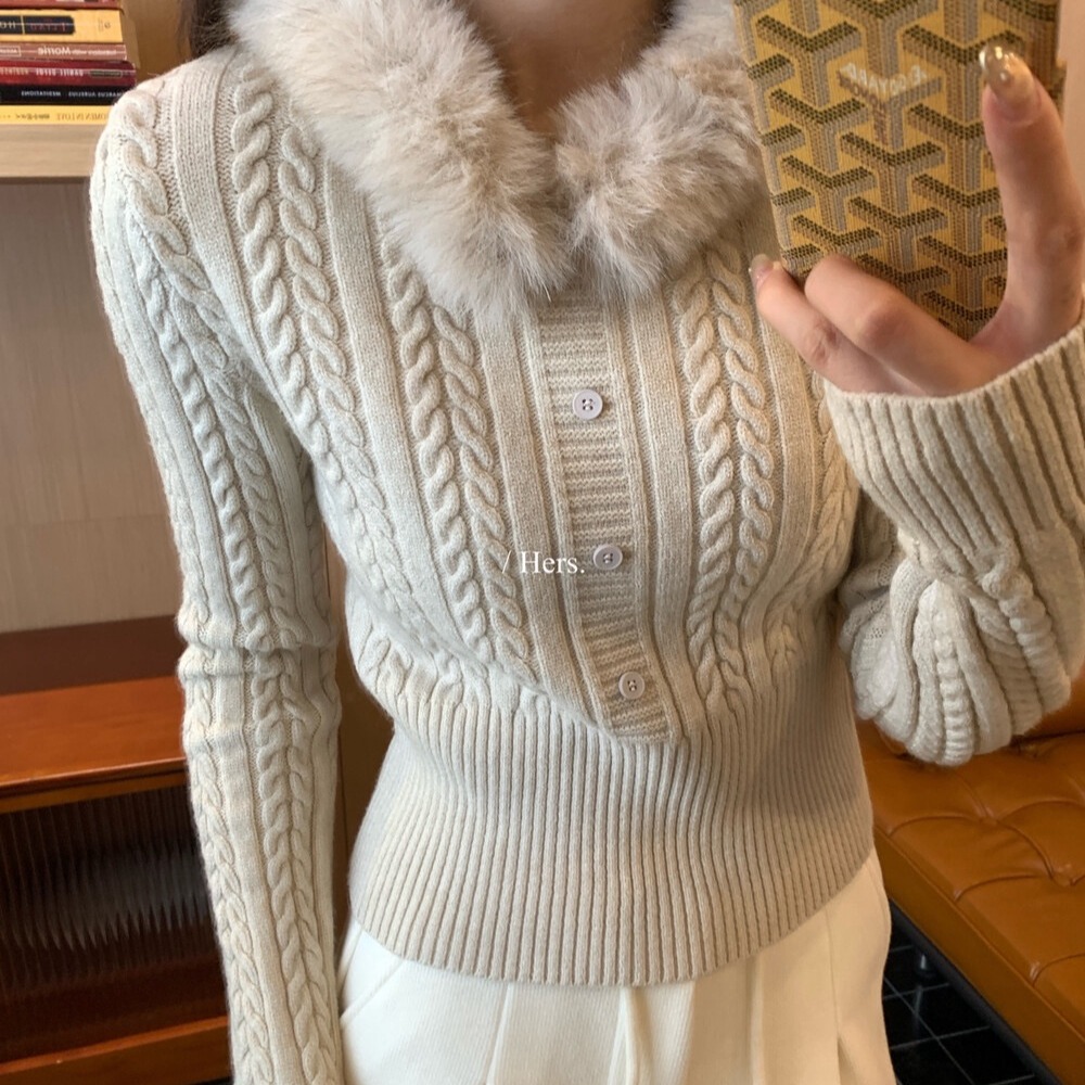 Fur collar winter red sweater for women