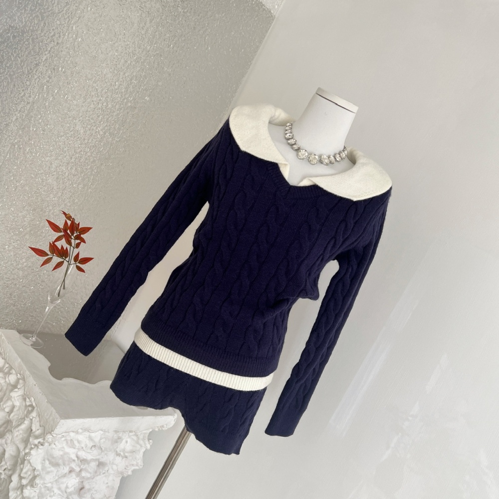 Navy-blue Pseudo-two tops mixed colors maiden shorts a set