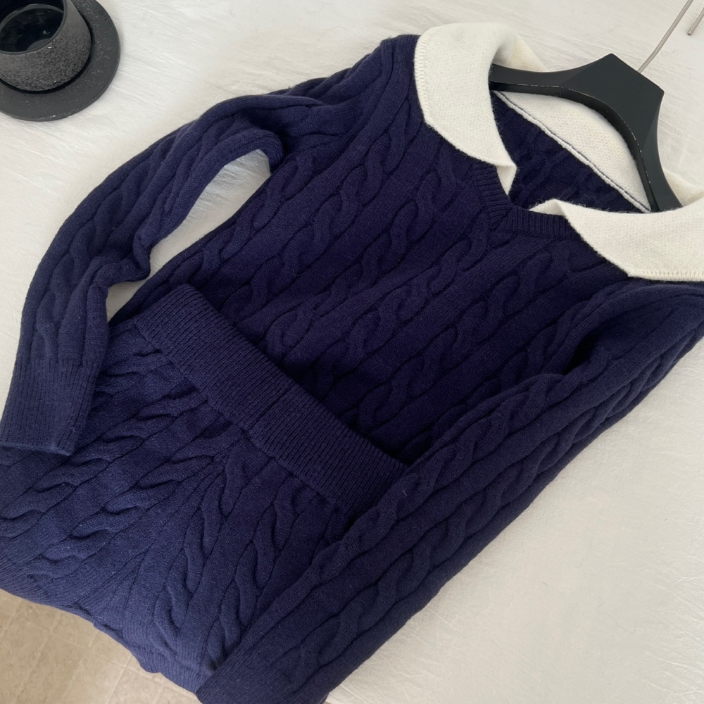 Navy-blue Pseudo-two tops mixed colors maiden shorts a set