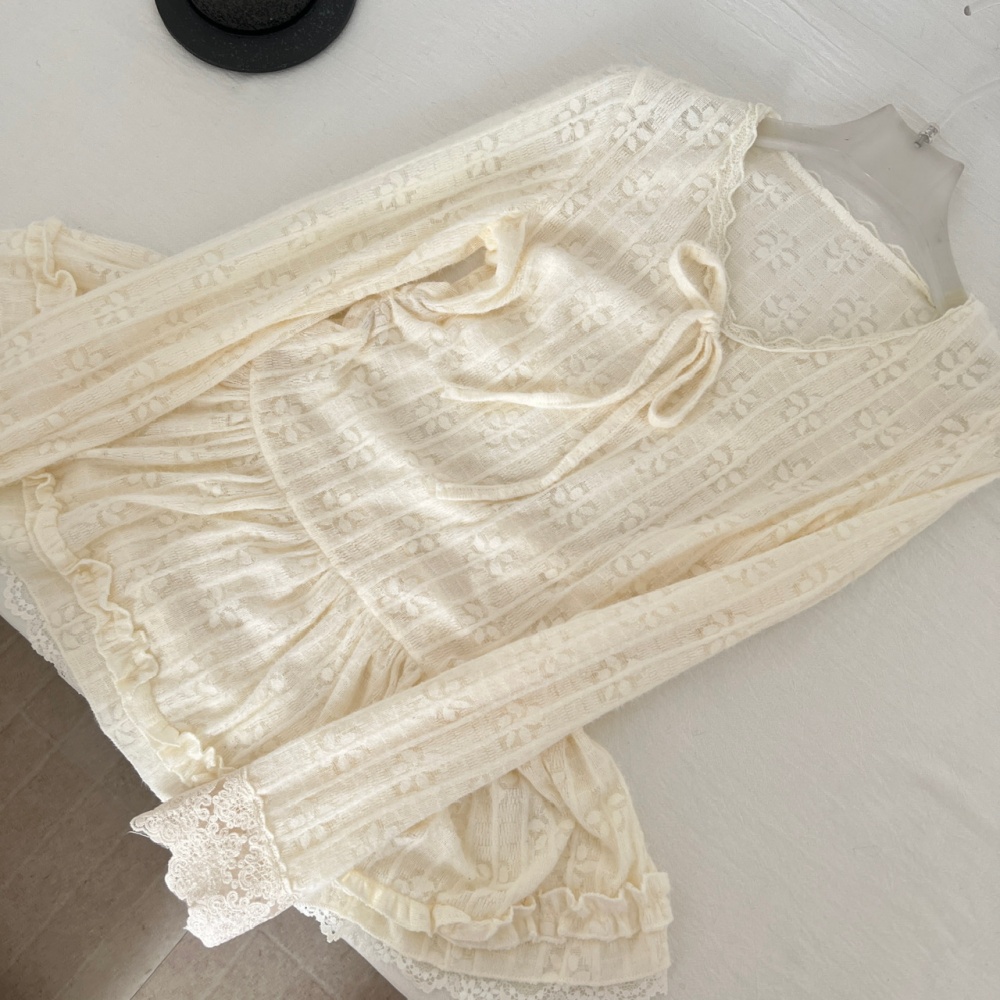 Lace long sleeve frenum tops