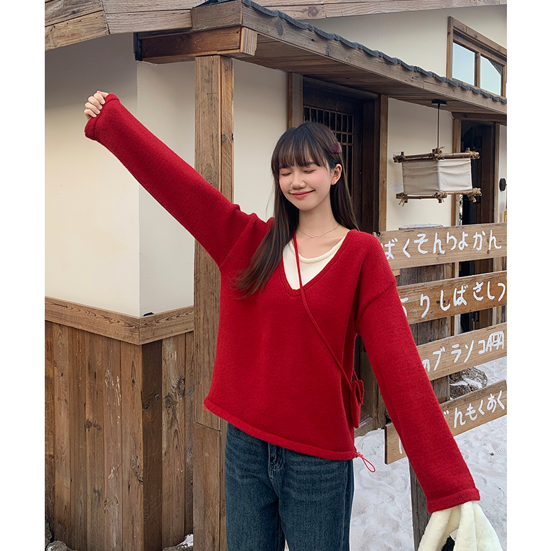 Pseudo-two loose retro V-neck red sweater for women