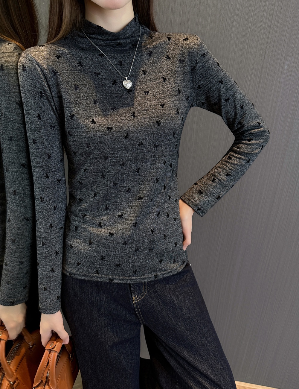 Gray bottoming shirt half high collar T-shirt for women