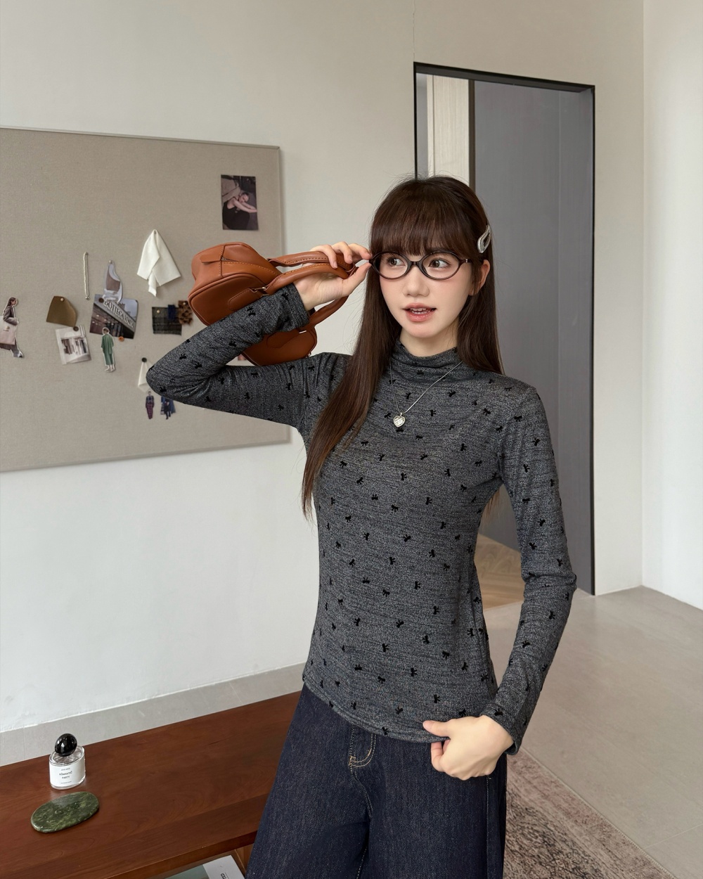 Gray bottoming shirt half high collar T-shirt for women