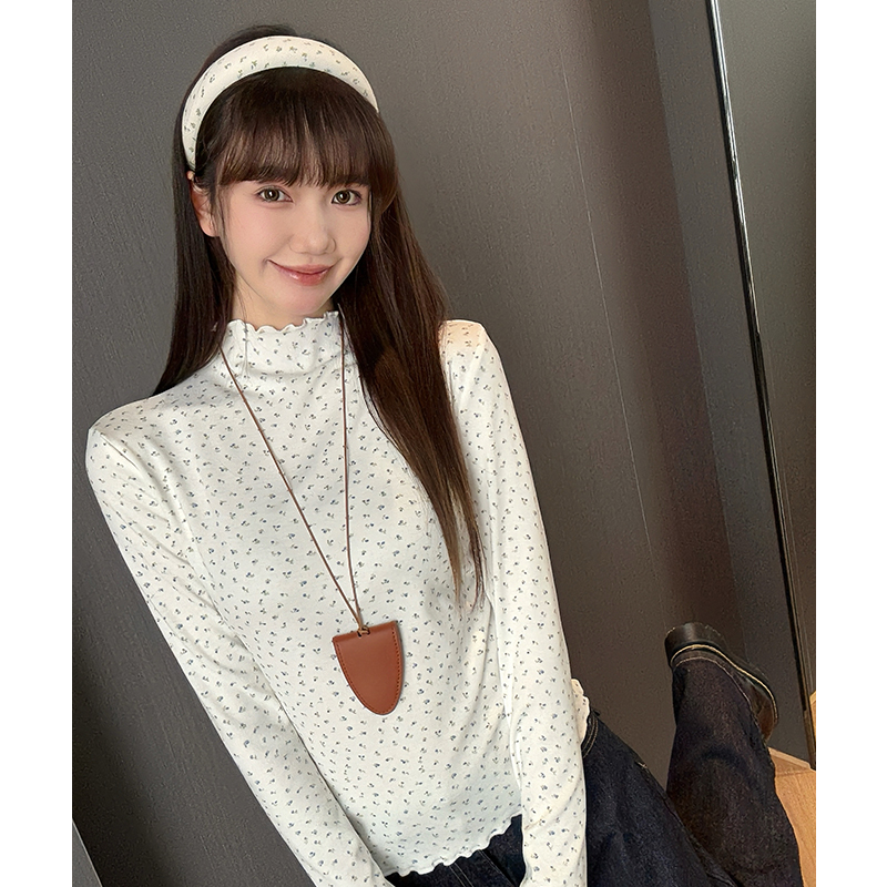 Autumn and winter long sleeve T-shirt floral bottoming shirt