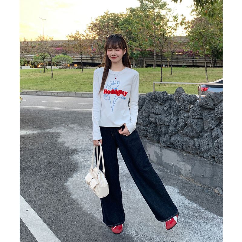 Inside the ride loose letters long sleeve T-shirt for women