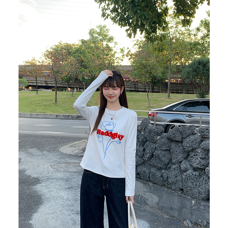 Inside the ride loose letters long sleeve T-shirt for women