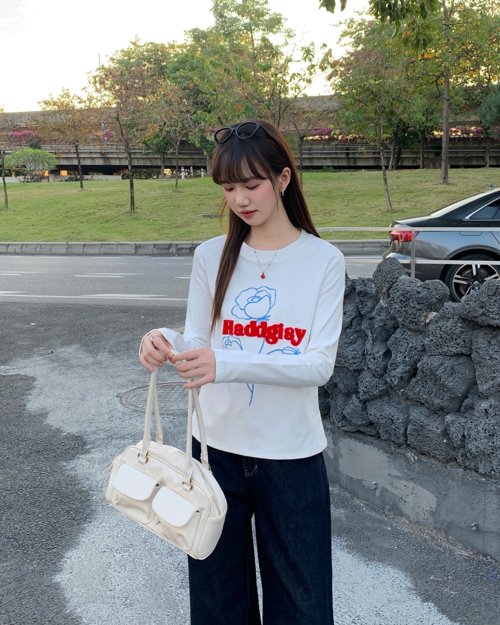 Inside the ride loose letters long sleeve T-shirt for women