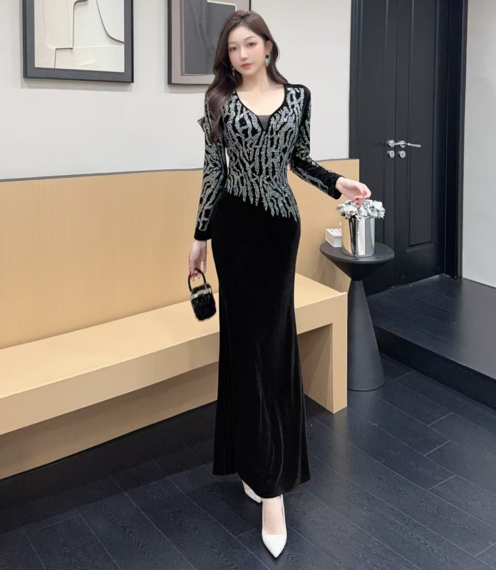 Rhinestone fashion dress V-neck package hip long dress