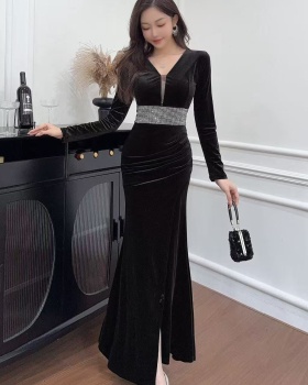 Banquet temperament velvet queen annual meeting dress