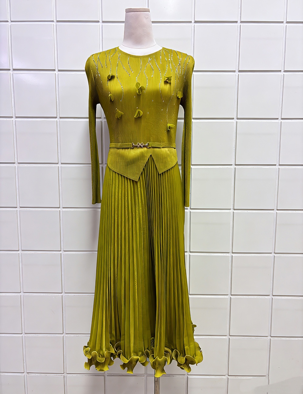 Pleated flowers decoration fold rhinestone loose dress