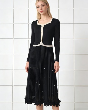 Beading slim pleated wood ear fold loose dress